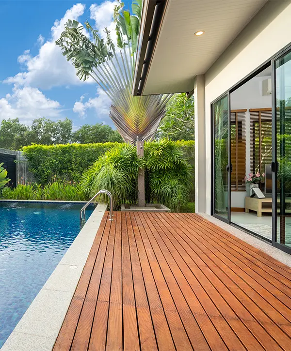 Deck around a pool