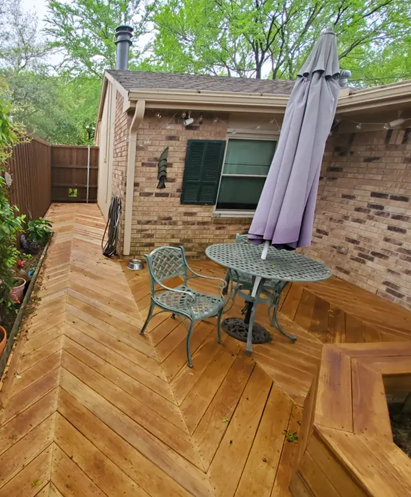 Deck Builder in Coppell, TX