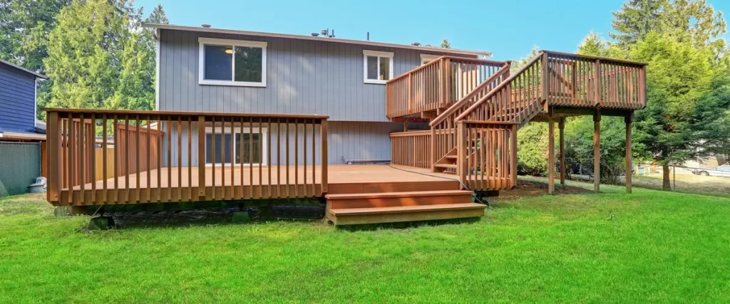 two-story decks rise in texas