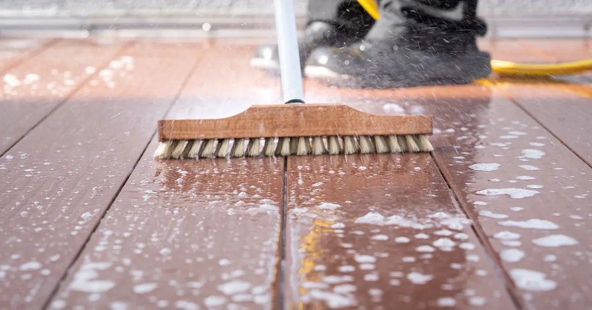 how to clean trex decking