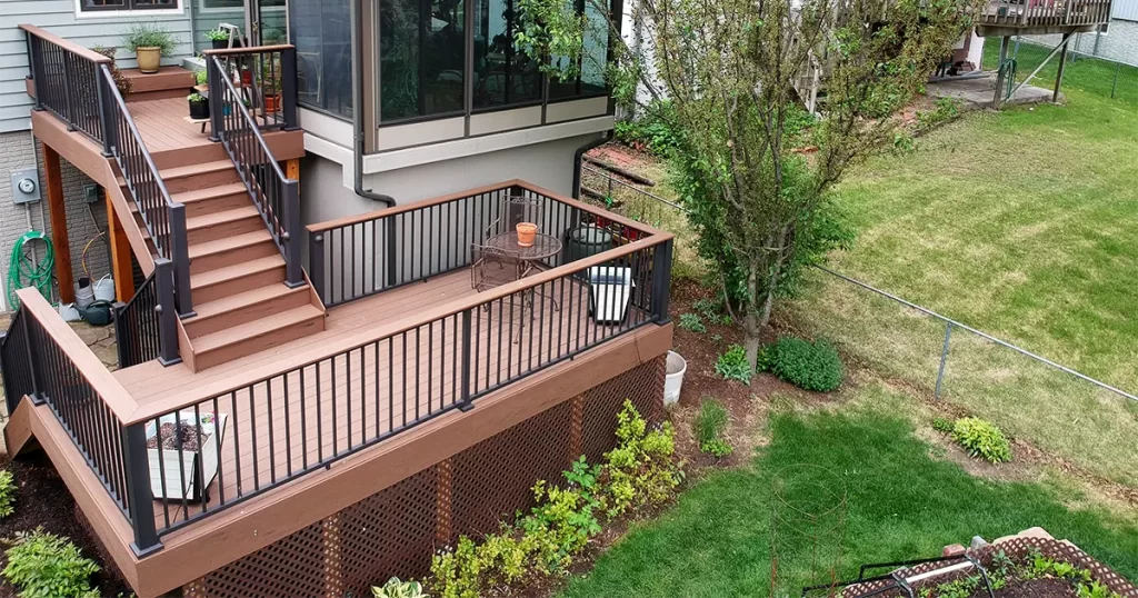 Elevated composite deck with black metal railings